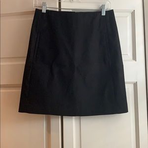 Loft Pocketed Pencil Skirt in Black